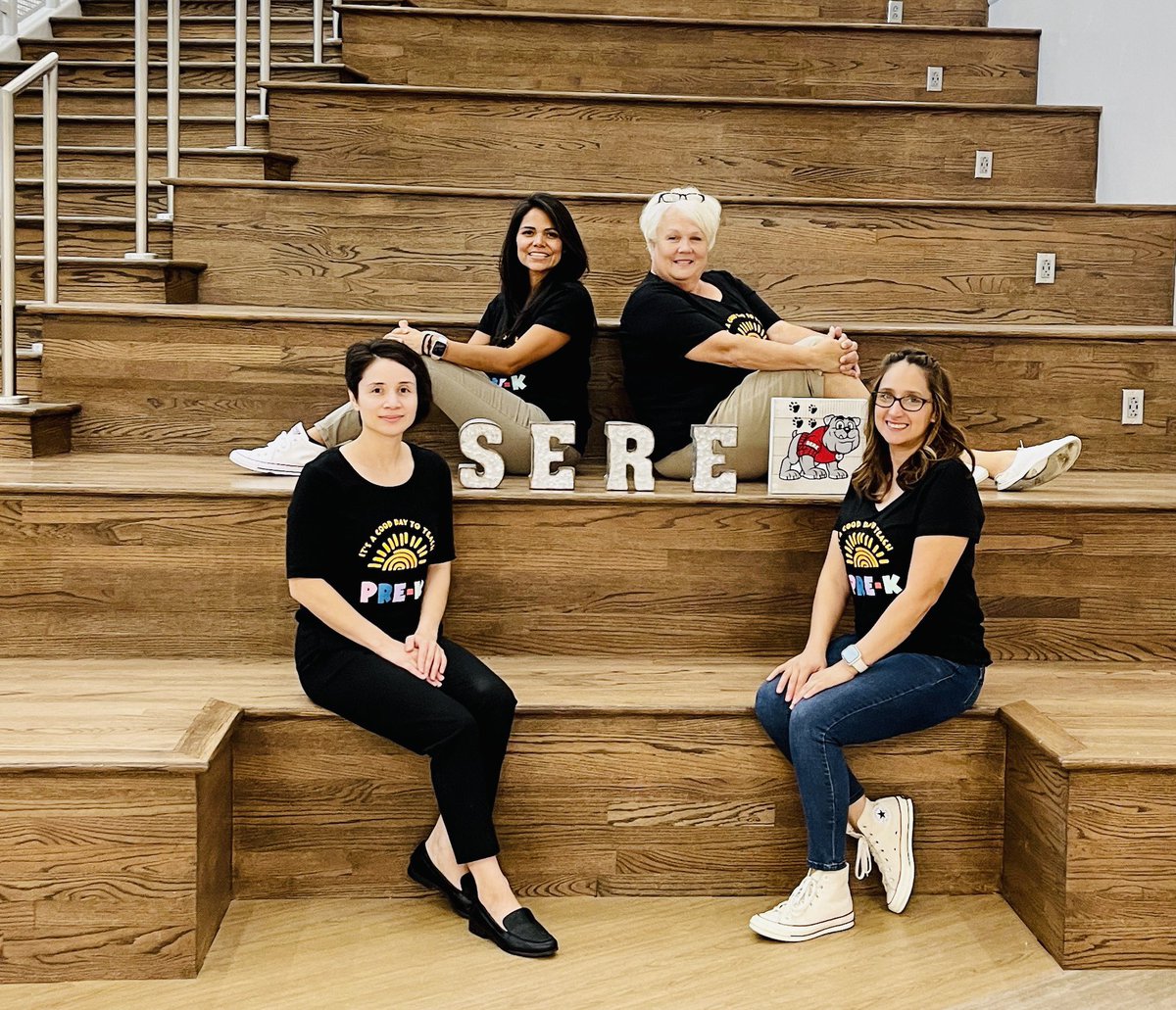 Meet Robertson Elementary’s PreK team ❤️ <a href="/MarthaEPulido/">MarthaPulido</a> #SEREproud