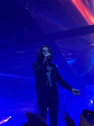 PNLMusicLive's tweet photo. Il y a déjà un peu plus de 3 mois, nous retrouvions PNL pour la tournée #PNLTOUR2022  5 ans après la tournée de Dans La Légende 💎 https://t.co/cq19iiRpny