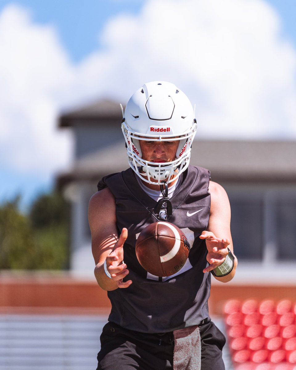 knight_ftbl's tweet photo. Dropping dimes 🔥🔥🔥 https://t.co/EqYnRfgOwD