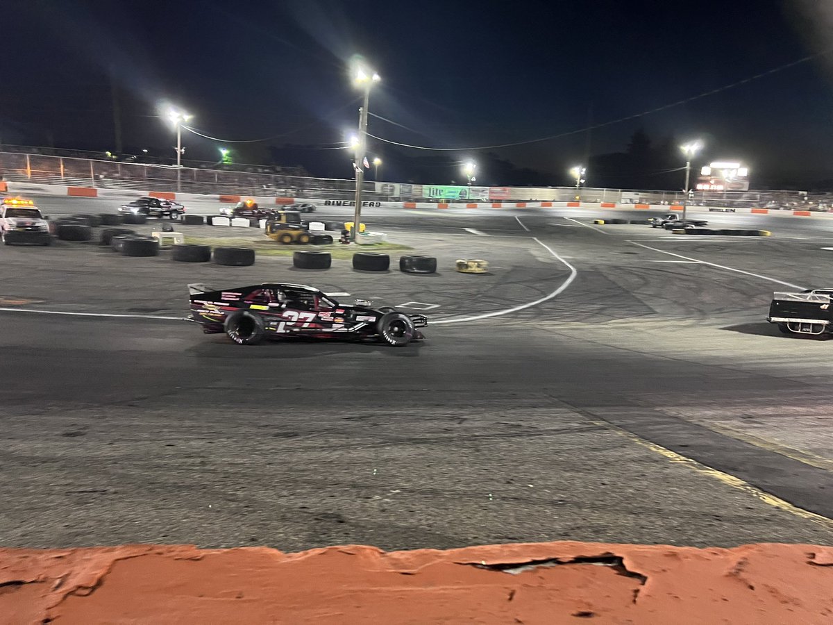 Timmy1Seven's tweet photo. We’re in search of a little more help to finish out the season, hopefully on TOP! We have space on all sides available and can make space IF needed. If you’d like to hop on and join @DustyPetesGC @RoastedGems @MartinSports906 and so many other amazing people on here for Aj, DM me https://t.co/4cimjSU8E1