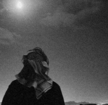 Bent87001's tweet photo. فكيف تكفُ الروحُ عن الروحِ  والروحُ في  الروحِ  تُقيم🌸

@Bent87001 https://t.co/14KFETVVzD