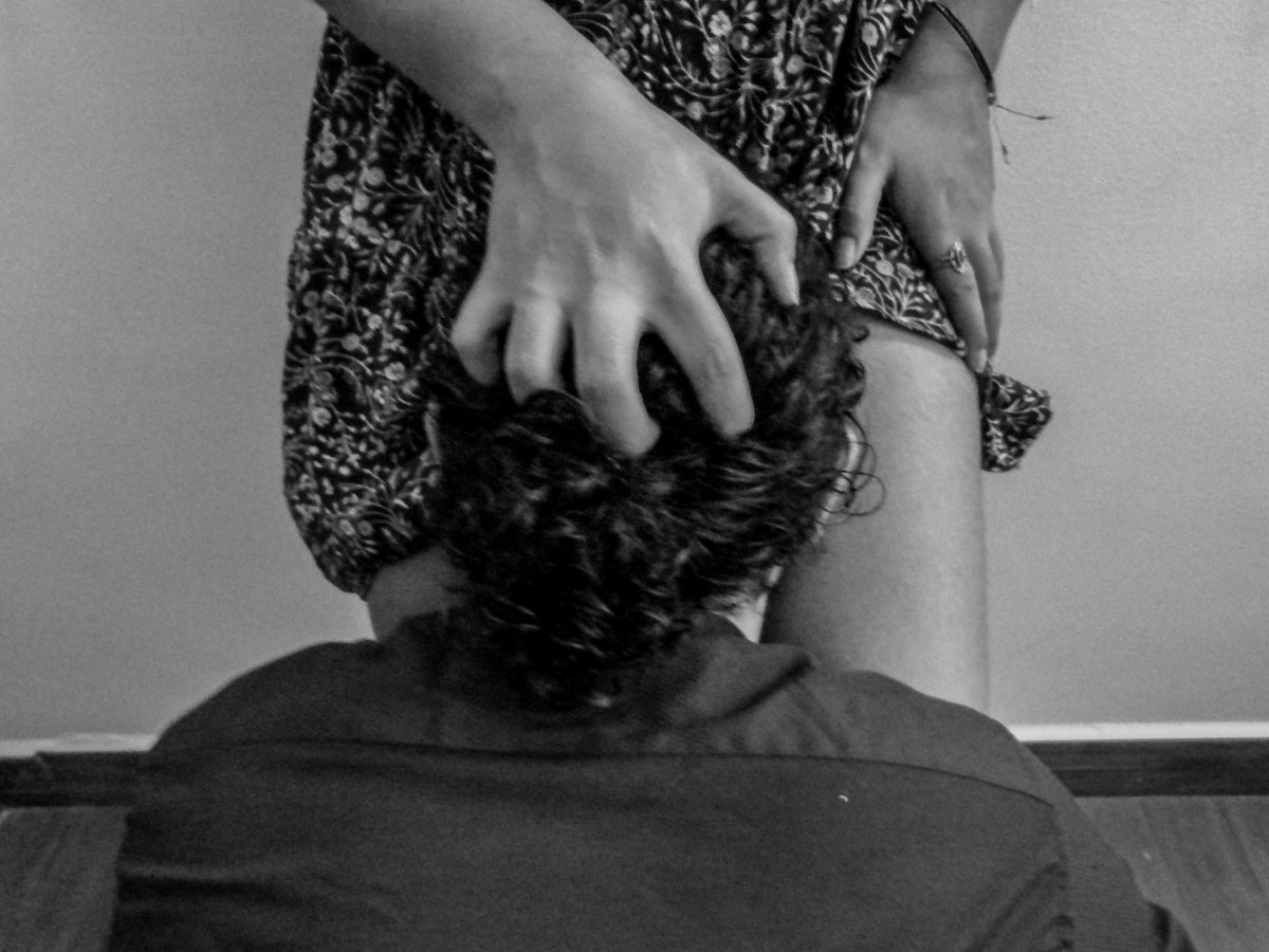 bilingual2326's tweet photo. The scent of your sex .. 💦👅😌⚜️ #intimacy #night  #onlyfansgirl #onlyfansbabe #couplesonly #Dominance  #submission https://t.co/bL3UNV9FFA