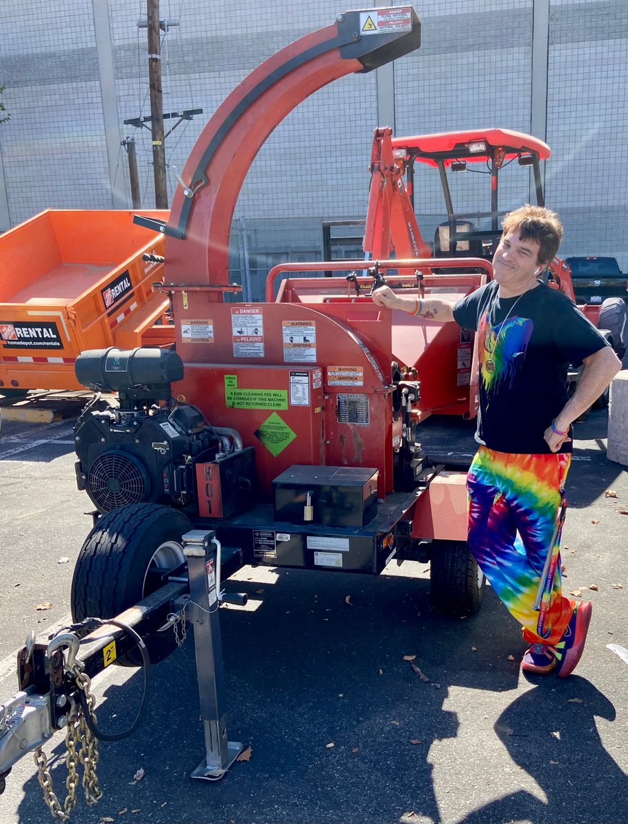 TFTInfamy's tweet photo. It’s been such a long time since I’ve seen a good wood chipper gif, I was kinda missing them. So, for my haters exclusively, here’s some pics to have fun with. #ThanksForTheInfamy https://t.co/Md1ZstilAS