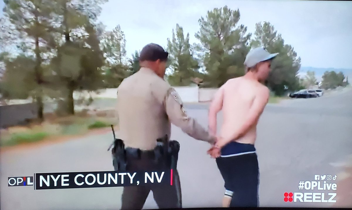 PeopleOfOPLive's tweet photo. I'm starting a new T-shirt company...  If I could sell 1 shirt to each shirtless person on #OPLive, I'd be a millionaire!

#WheresMyShirt

#OnPatrolLive #OnPatrolLiveNation #OPLiveNation #OPLNation @danabrams https://t.co/q2eVgFOEEq