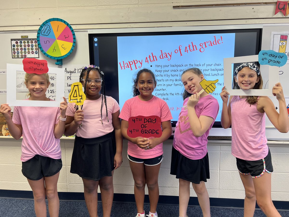 lucyleegilmore's tweet photo. Wondering what yesterday was? 4th day of 4th grade for Team Gilmore! @WMReagles @AuburnCityEdu (and yes, the girls planned to wear pink tops with black bottoms!) #TeamGilmore https://t.co/FQpstFM9D8