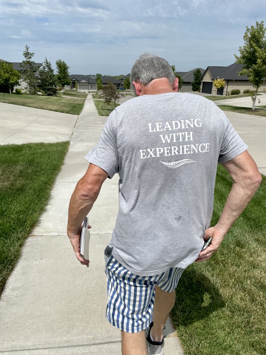 PatCondon_LCOA's tweet photo. Was in the Boulder Ridge Neighborhood this afternoon. More sign requests made every time we are out! #LeadingWithExperience https://t.co/bGoo4mX70F