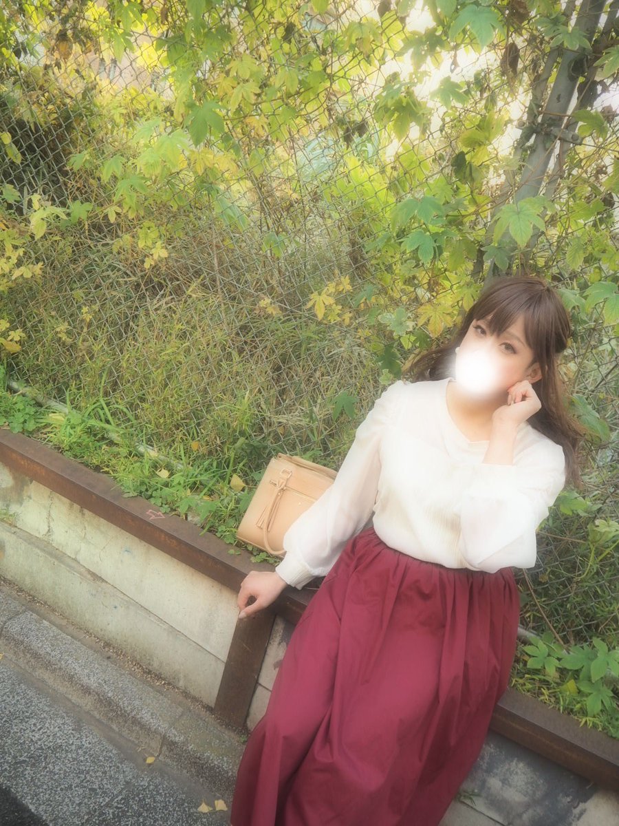 mmmmaaakki's tweet photo. 女の子に変身して外出したいな〜
スカートを穿いて、ヒールで歩く
あの感覚は忘れられない✨
最初は人気の無い所にしか行けなかったけど、これからは色々な所に行って撮影したいな〜💓

＃女装　＃女装サロン　#Makeover_ZOOM 
＃女装外出　＃女装さんと繋がりたい https://t.co/O7eg8dC2jh