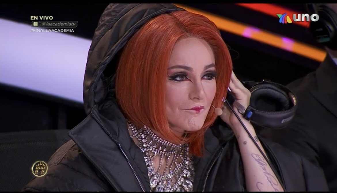 _alanhdz's tweet photo. ¡Qué bonita se ve Lolita Cortés!

#FinalLaAcademia #LaAcademia https://t.co/01xxDaBTDG