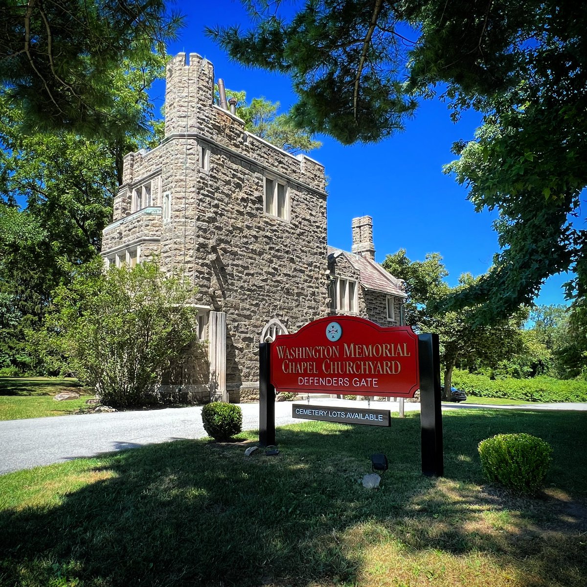 askWallace's tweet photo. A perfect day for a work session in the local #tinycastle #defendersgate #valleyforge https://t.co/Y101QB71Zc
