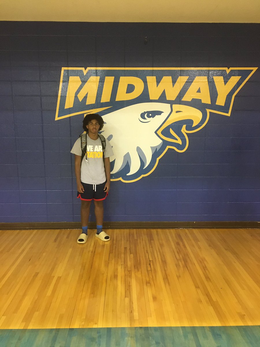 Rashaadfaulkner's tweet photo. Had a great time today at Midway University Prospect camp @CoachKrupinski @oreese44ivery @BryanStationBBB @AshfordMontae https://t.co/Z6c6x9qz8O