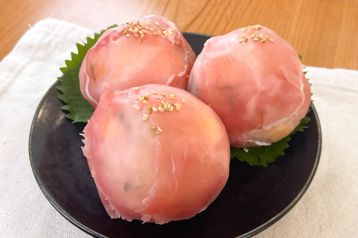 見た目もとっても美味しそう！チーズや生ハムを使った「おにぎり」レシピ！