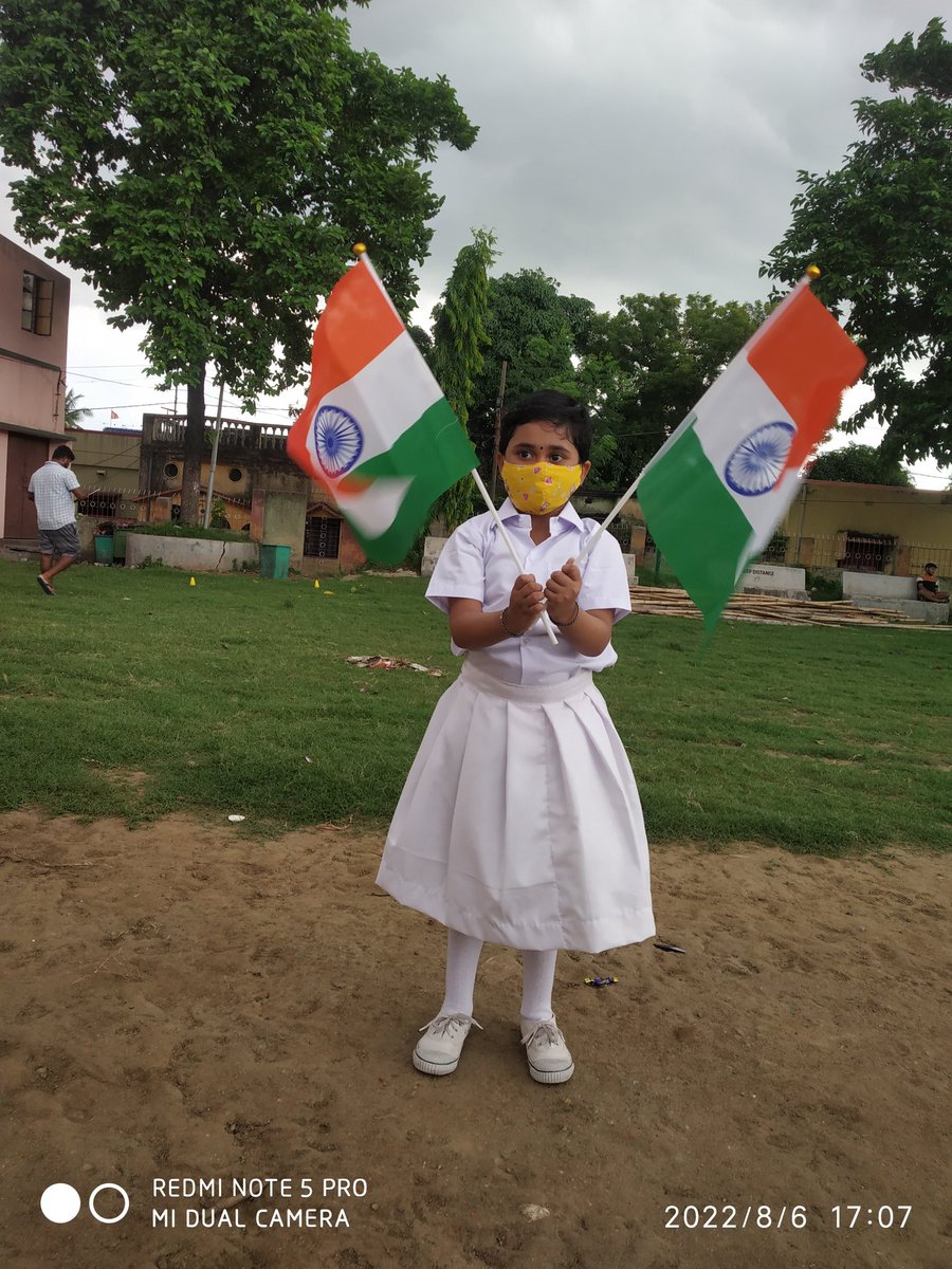 Shreya03369722's tweet photo. #HarGharTirangaa 
Most Beautiful Flag In The World..
Jay Bharat 🇮🇳 https://t.co/WROgEYw5TU