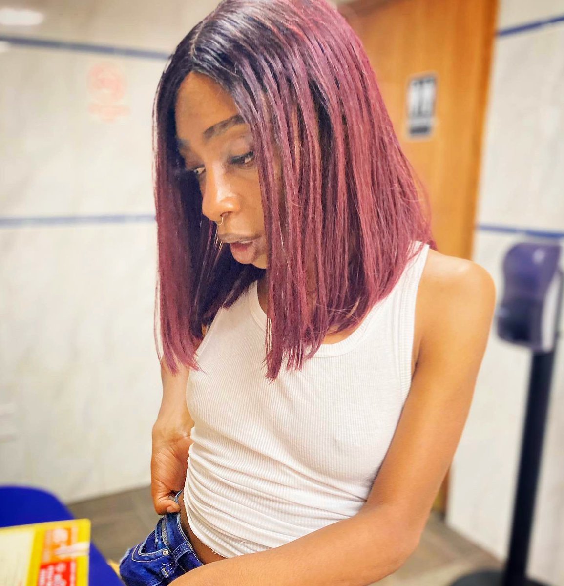 Yo_Shorti's tweet photo. #Twentyfine 🍷
https://t.co/wbGWBXGhPj 📲
#BringBackBeauty #Black #female #artist #shortgirls #skinnygirls #legs #petite #iTunes #INstagram #playlist #SnapChat #Spotify #yoshorti #yoshi #hiphop #NewVideo #photooftheday #selfie
https://t.co/PlaYamyTWs
✌🏾💋 https://t.co/35dDMupOwi