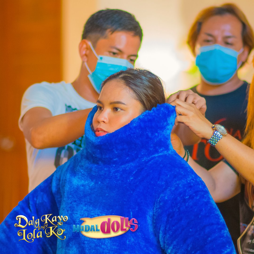 The woman wearing Carrot's costume...Hannah Precillas everyone! 👏 #DKNLKMdalDolls

#DaigKayoNgLolaKo | Sundays | 7:00 PM