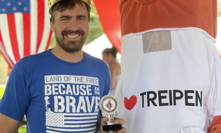CurtisSChin's tweet photo. #USA 🇺🇸 #Wisconsin
And a shout-out to all the contestants in this year’s #LuxFest #treipen-eating contest. Treipen?! Yes, I had to google it…👉https://t.co/7gfav8XIEE #träipen #bloodsausage
#heritage 🇱🇺🇺🇸
More via #Luxembourg American Cultural Society👉https://t.co/2qRWPI15El https://t.co/5Vm7h6FEr8