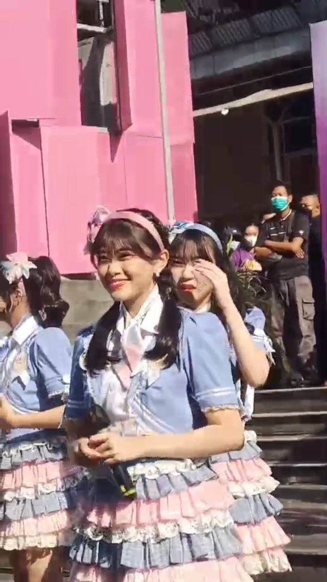 marshaoshi_'s tweet photo. terima kasih event meriahnyaaa pagi iniii @BankMegaID 

seger banget pagi pagi liat ayank https://t.co/4uTK92rlWU