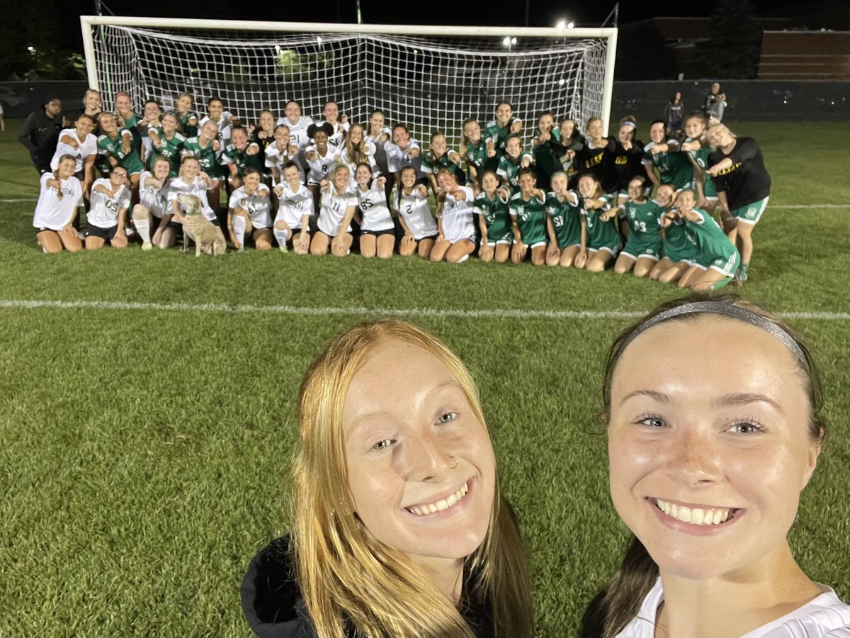 CometCoachGonzo's tweet photo. Wouldn’t be a Lady Comet win without a selfie! https://t.co/7nO1NsHFWf