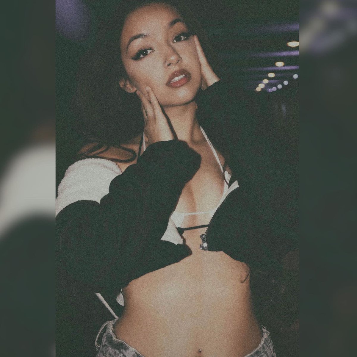 Anjaneeperez's tweet photo. It’s been a whole week since bittersweet released! Thank you to everyone who has listened🤍very grateful for you. I have to know whats your  favorite song???
•
•
•
•
•
#music #newmusic #upandcomingartist #new #ep #bittersweet #explore #explorepage #photoshoot https://t.co/0xYU9mvnne