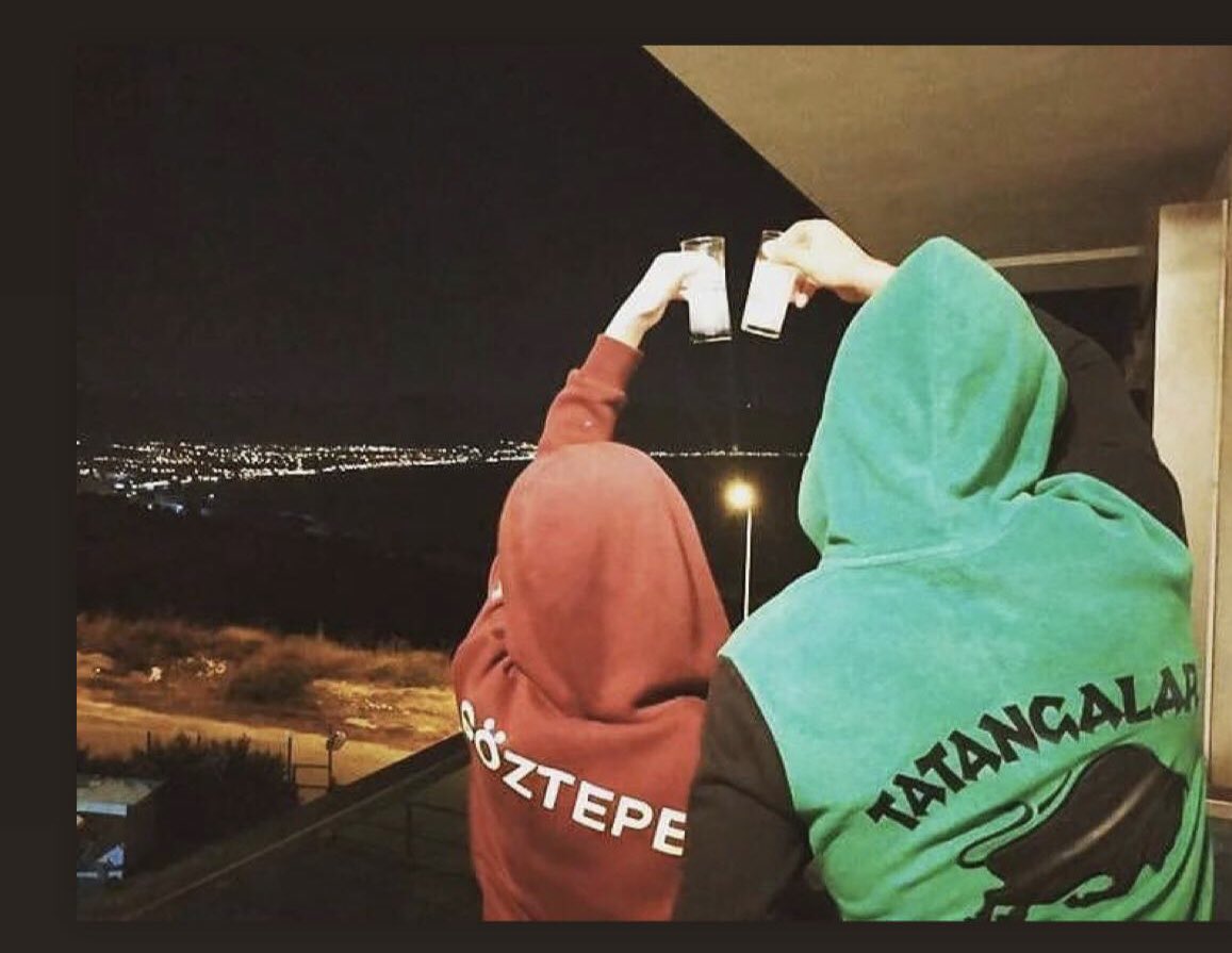 Yıllar sonra iki kardeş bulusuyor 💚🖤❤️💛 #Sakaryaspor #okanburuk #göztepe