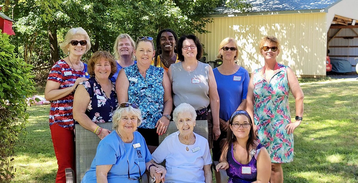 simanassas's tweet photo. It was a lovely day for our annual SIM picnic 🧺 https://t.co/Adr9DbxnEG