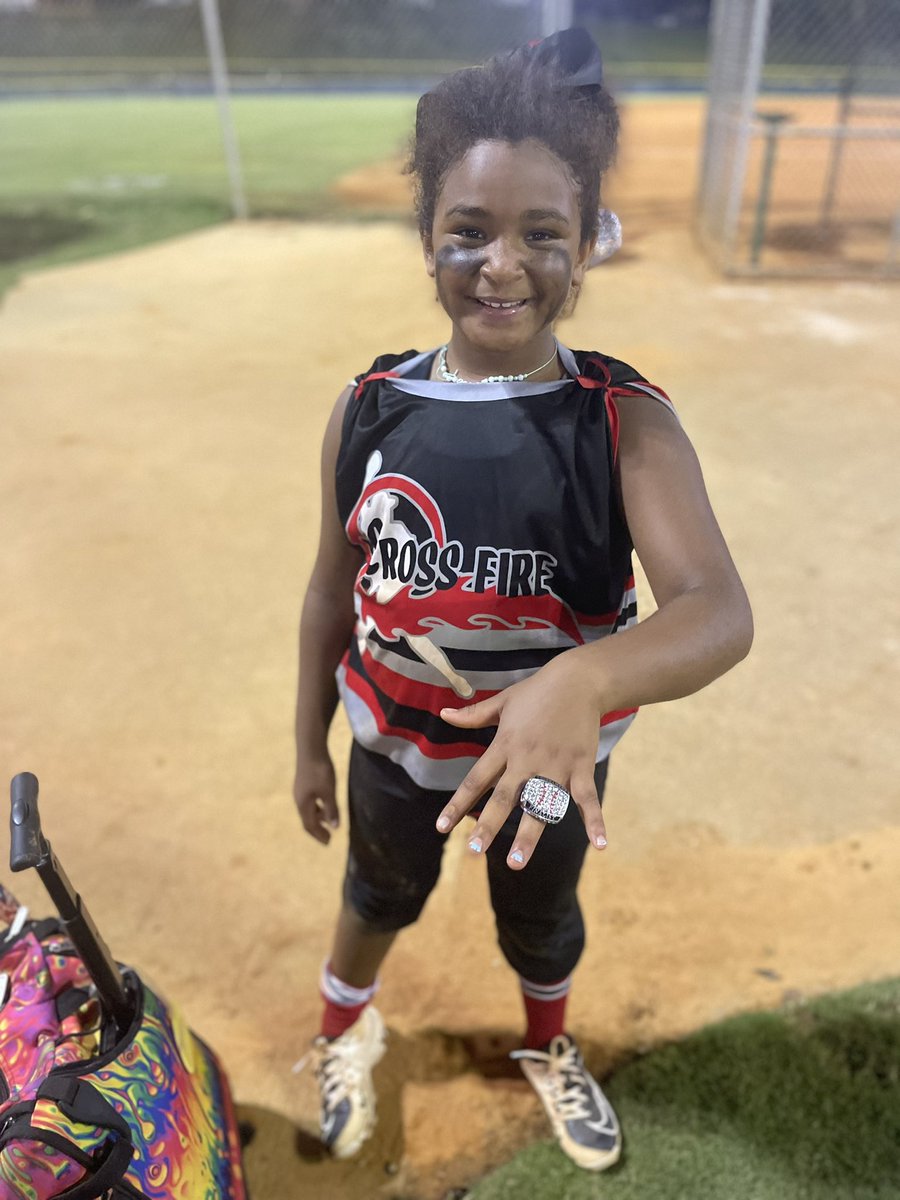 TheJustinAlbert's tweet photo. And just like that Jayla got her a championship ring 💍 🥎 #RunsintheBlood 🩸 https://t.co/cMzWFNPjzF
