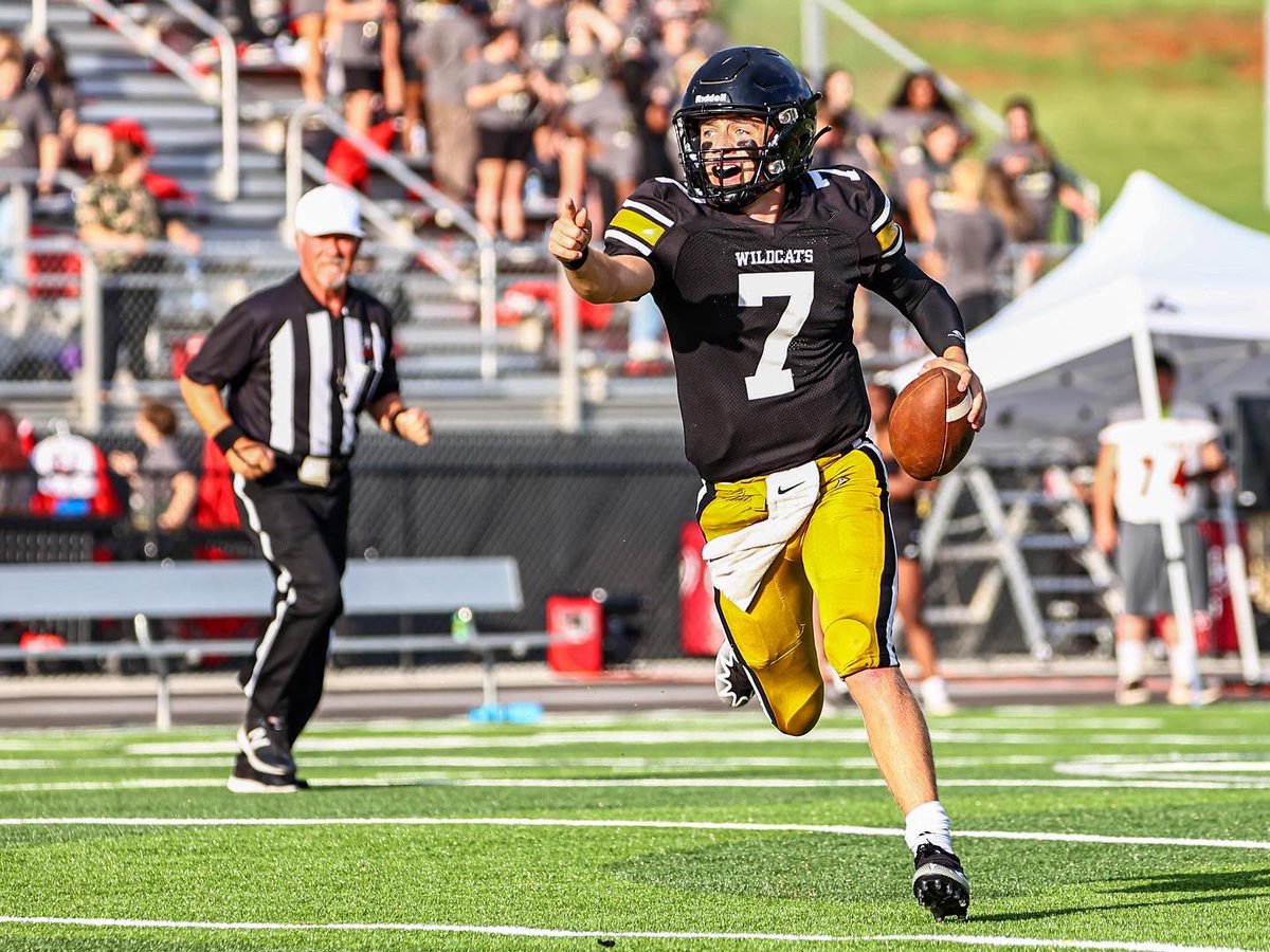 ImagesWarrior's tweet photo. @FPHSfootball 📸 https://t.co/EhSBmLcZuw