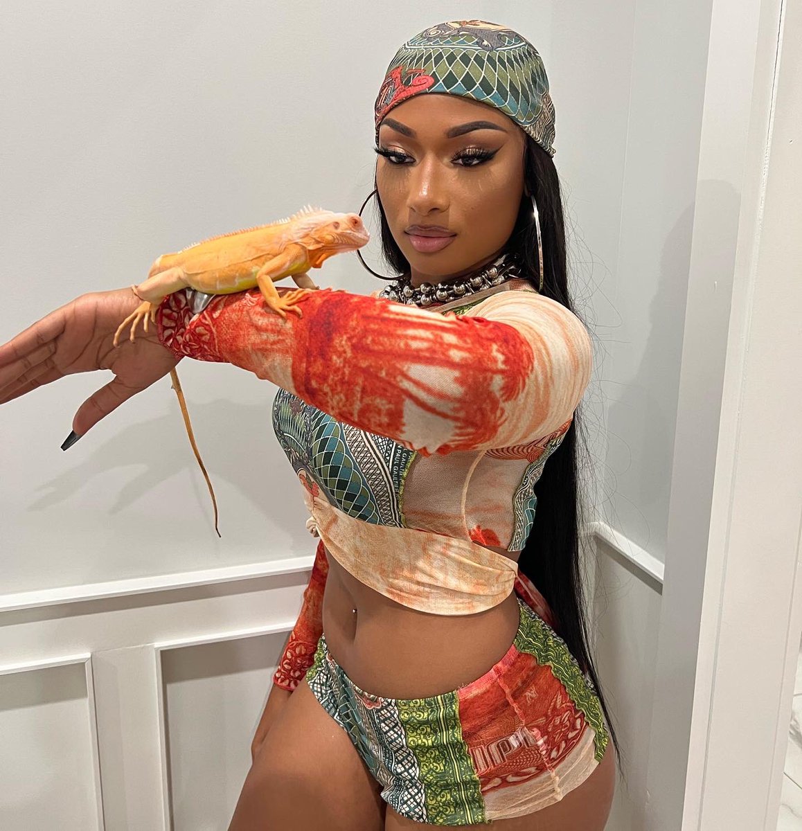 theestallion's tweet photo. Billiam 🧡🧡🧡 https://t.co/sUihefFSpT