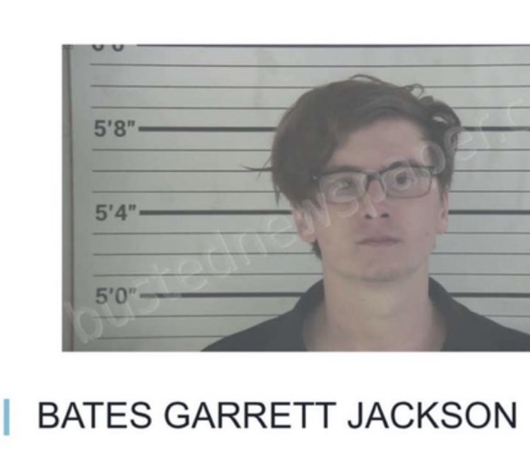 Garoot8's tweet photo. Your honor he’s simply not to be trifled with (he was wasted in the meijer parking lot) https://t.co/t1hunU6YkS