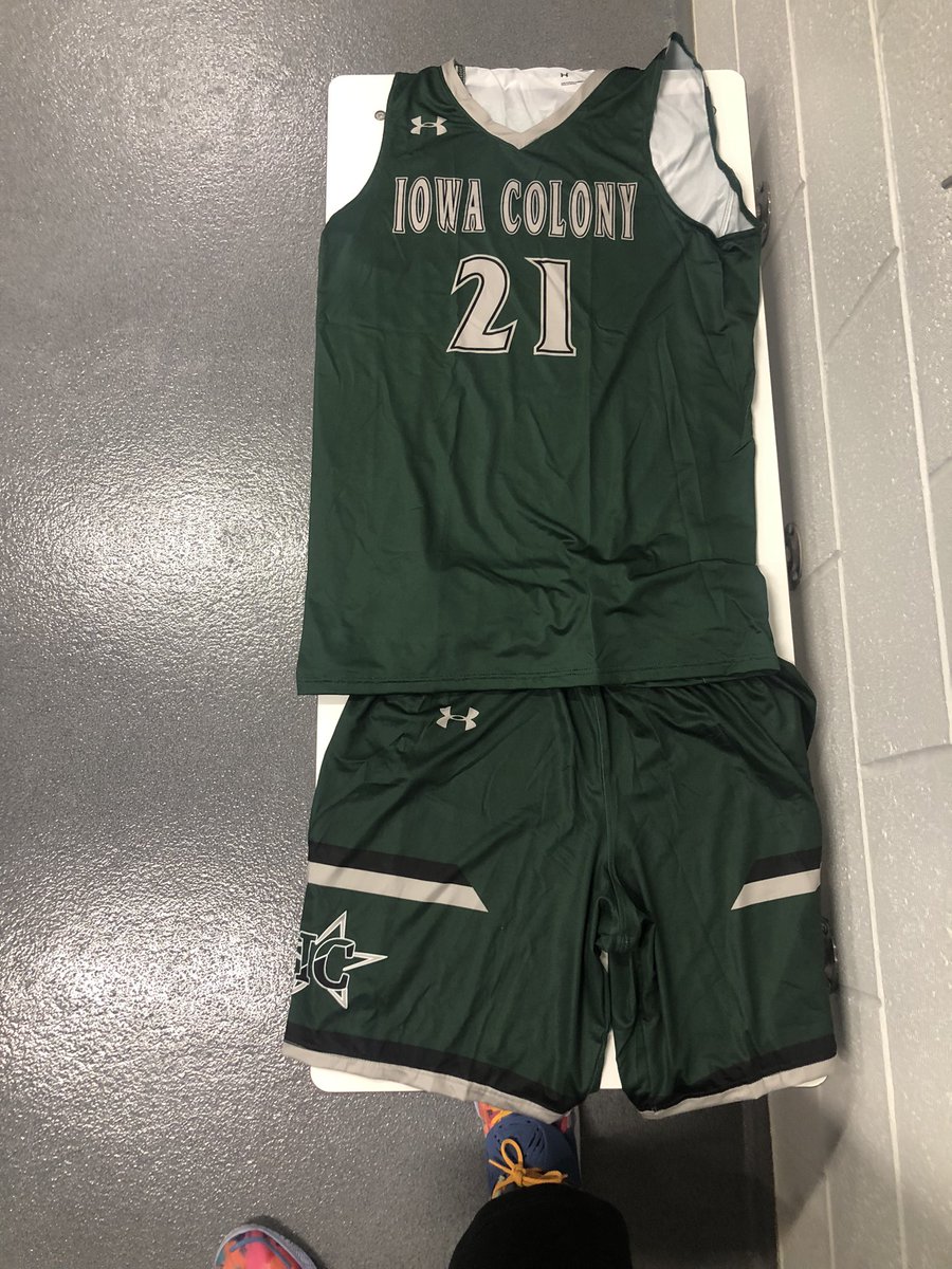 ICHS_Hoops's tweet photo. Closer and Closer. 🔥
#BlazeTheTrail #FightOrFlightHoops https://t.co/FcMCZSP2Sx