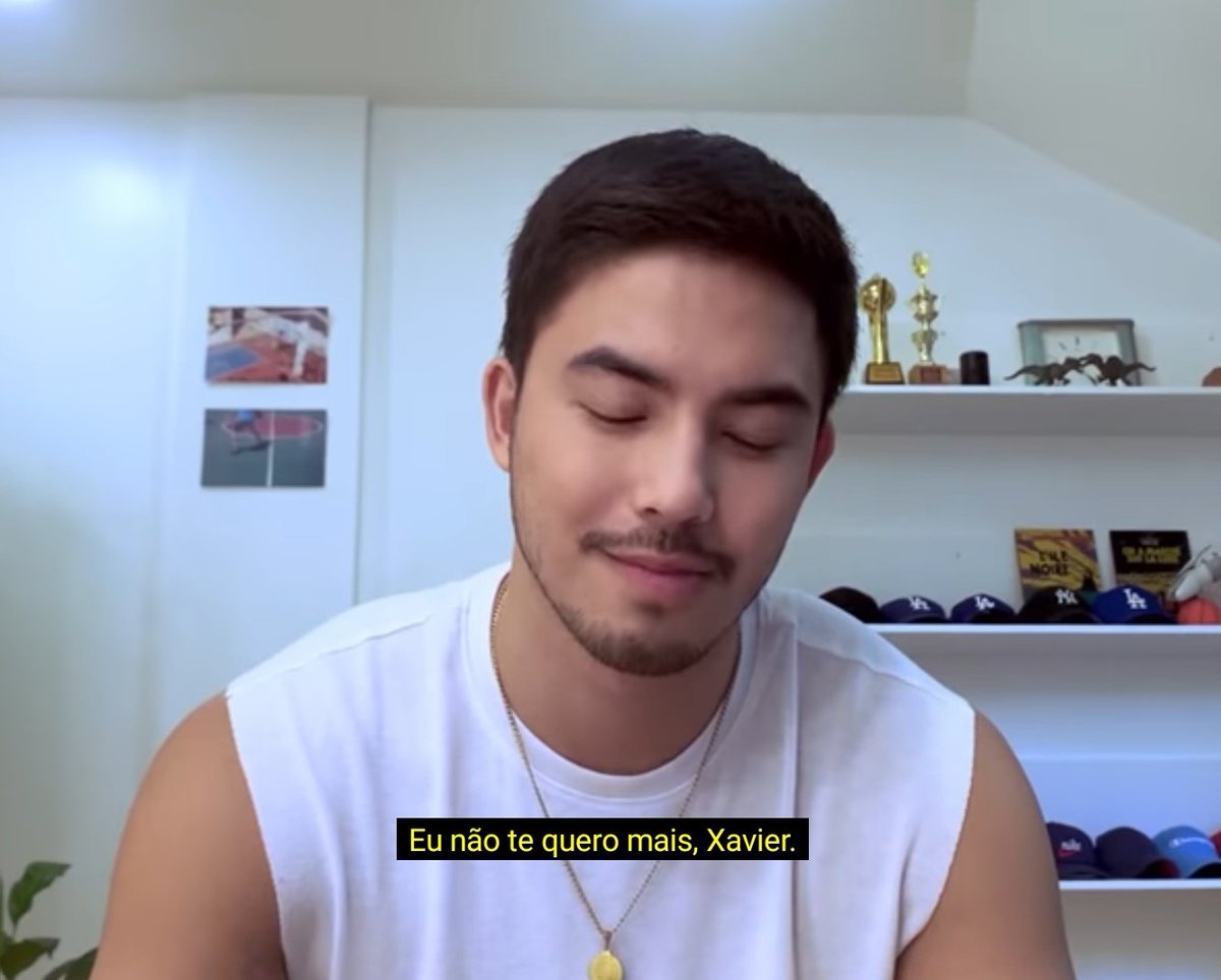 mandy_is_ot7's tweet image. Essa hora da noite e eu chorando por causa de hello stranger. Essa cena do Mico de coração partido e recitando o poema pensando no Xavier sempre me destrói. E tão triste e linda e é por isso que é minha cena preferida.
#HelloStrangerEP6