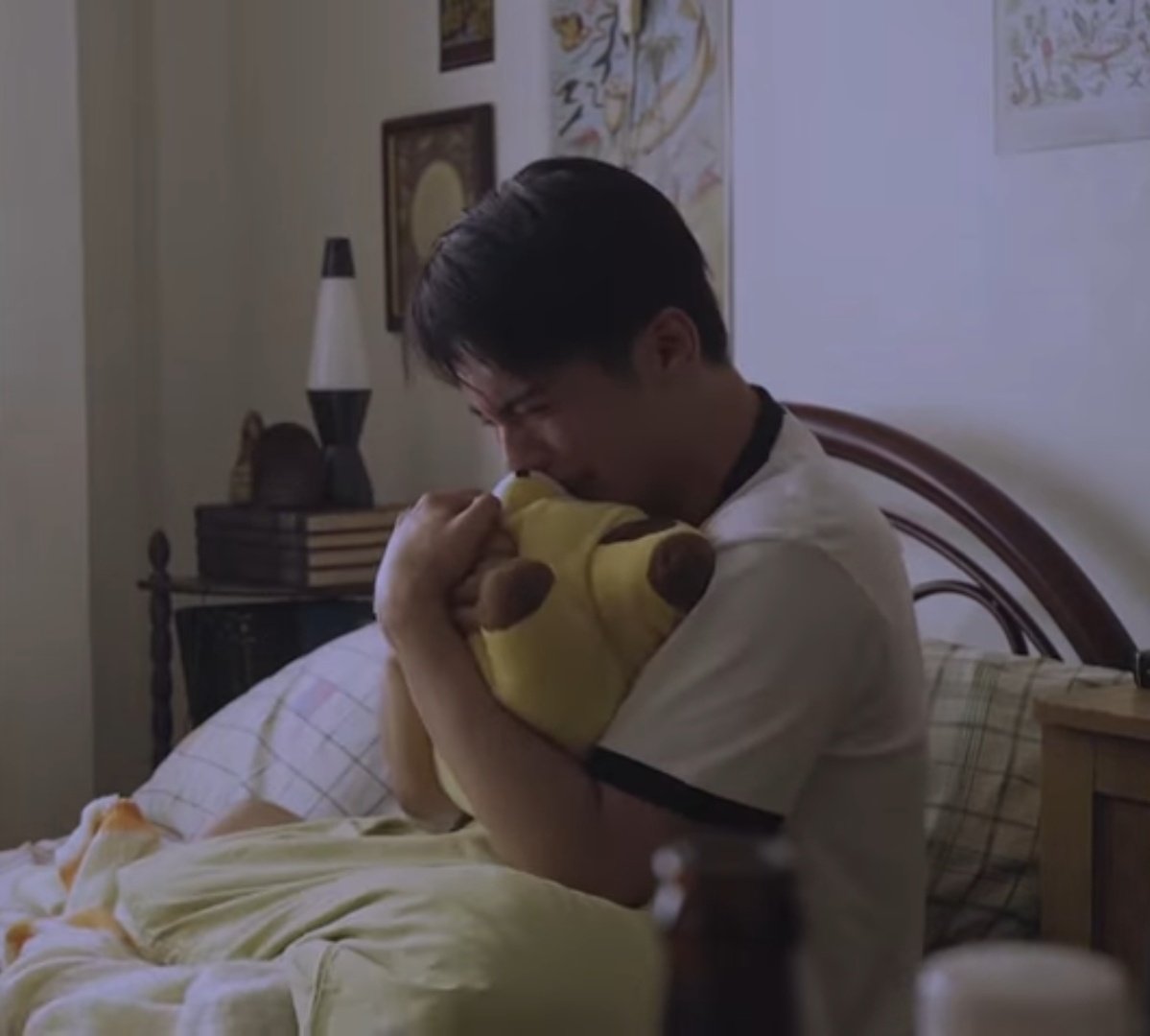 mandy_is_ot7's tweet image. Essa hora da noite e eu chorando por causa de hello stranger. Essa cena do Mico de coração partido e recitando o poema pensando no Xavier sempre me destrói. E tão triste e linda e é por isso que é minha cena preferida.
#HelloStrangerEP6