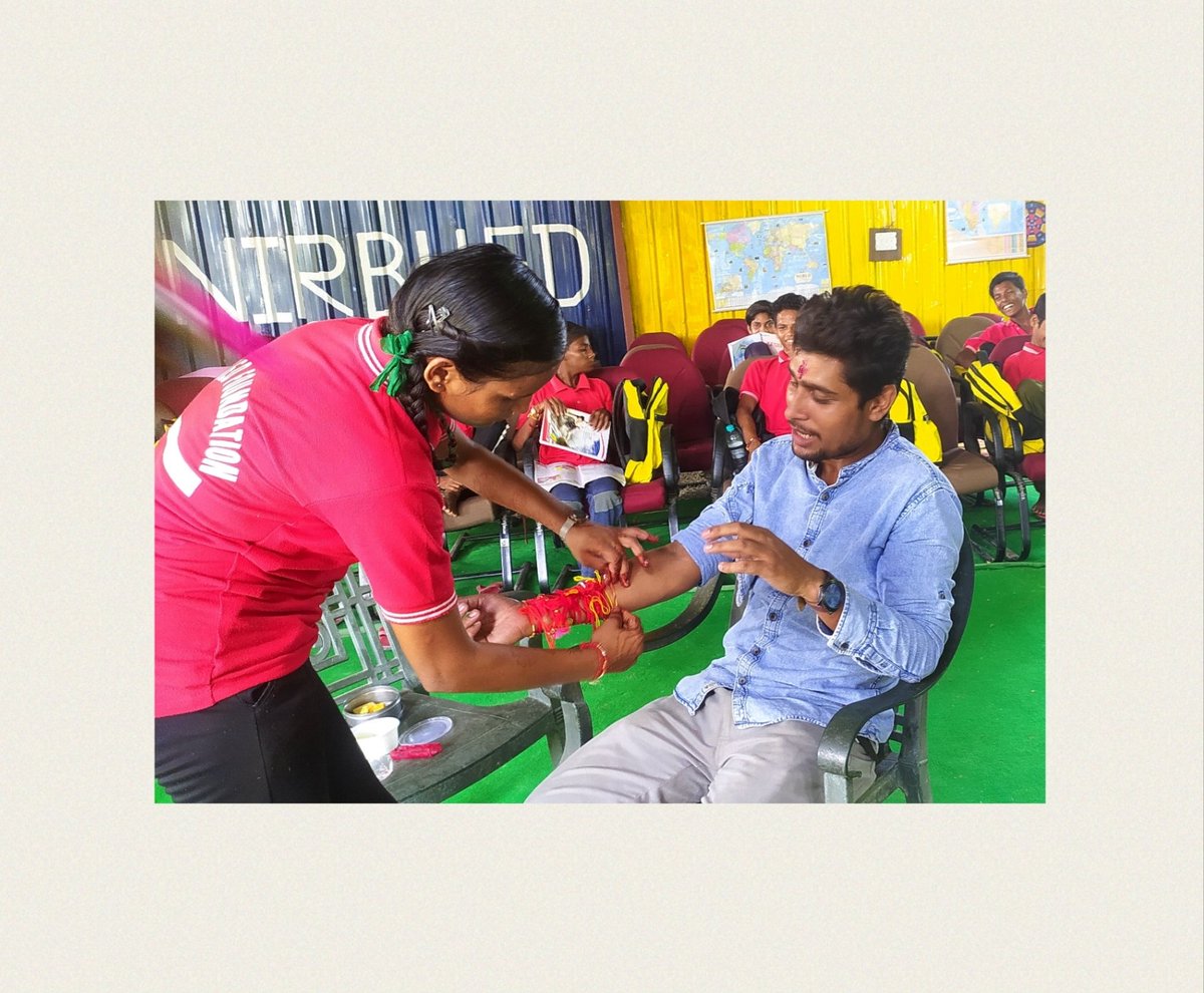 Sagar00291793's tweet photo. Rakshabandhan special ❤️
#latepost
.
.
.
.
.
.
.
.
.
.
.
.
.
#nirbhed_shikshalaya #nirbhedfoundation #rakshabandhanspecial #rakshabandhan #bhaibehen #2022 https://t.co/rvYsL59O07