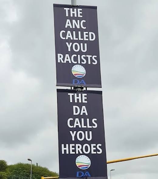 themankhosi's tweet photo. Cyril Ramaphosa have responded appropriately to these and Arrested 20 Black Afrikan South Africans....

No Indians was Arrested for killing 350 Zulus. https://t.co/nMFeceQIU3