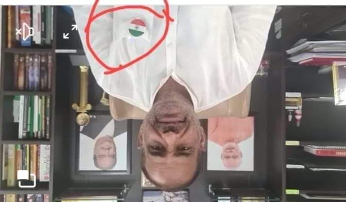 MRSUBHASHVED2's tweet photo. देखो भई...✋

तिरंगा 🇮🇳 तो सीधा ही रहेगा!!!
चाहे भाजपा सांसद नेता जी की तस्वीर ही उल्टा क्यों ना करना पड़े!!! https://t.co/2G0Nh8yzbL https://t.co/gsQnkB6ui8
