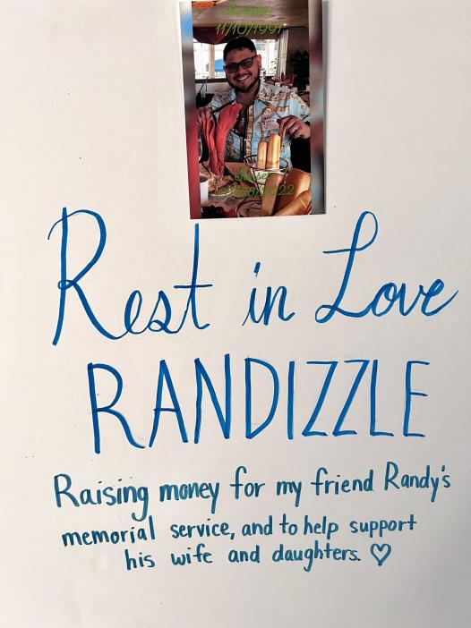 BACONcuzBACON's tweet photo. RIL Randy ❤ I will be streaming today to raise money for my friend and his family. You will be loved and remembered, my friend. Please come by to show support for his wonderful life. We love you! 💖🥓
https://t.co/30EdUr9XYm https://t.co/idO8XhbzU9