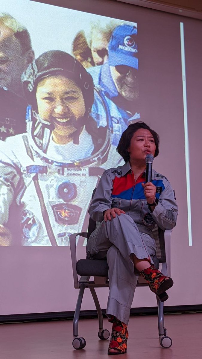 ourgiantleap's tweet photo. We were just live on the @SGAC YouTube Channel with Dr. Soyeon Yi @MsCoolAstro 🚀

https://t.co/rOLgsy52WO

#OurGiantLeapHackathon Day 1 https://t.co/sA877mQTy5