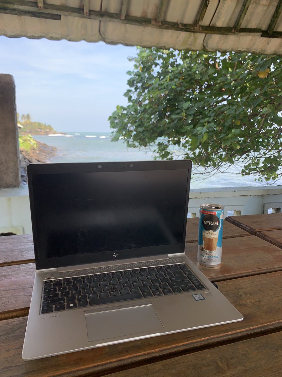 TopanAlbert's tweet photo. Work is balance ceunah https://t.co/G5jSb39a6m