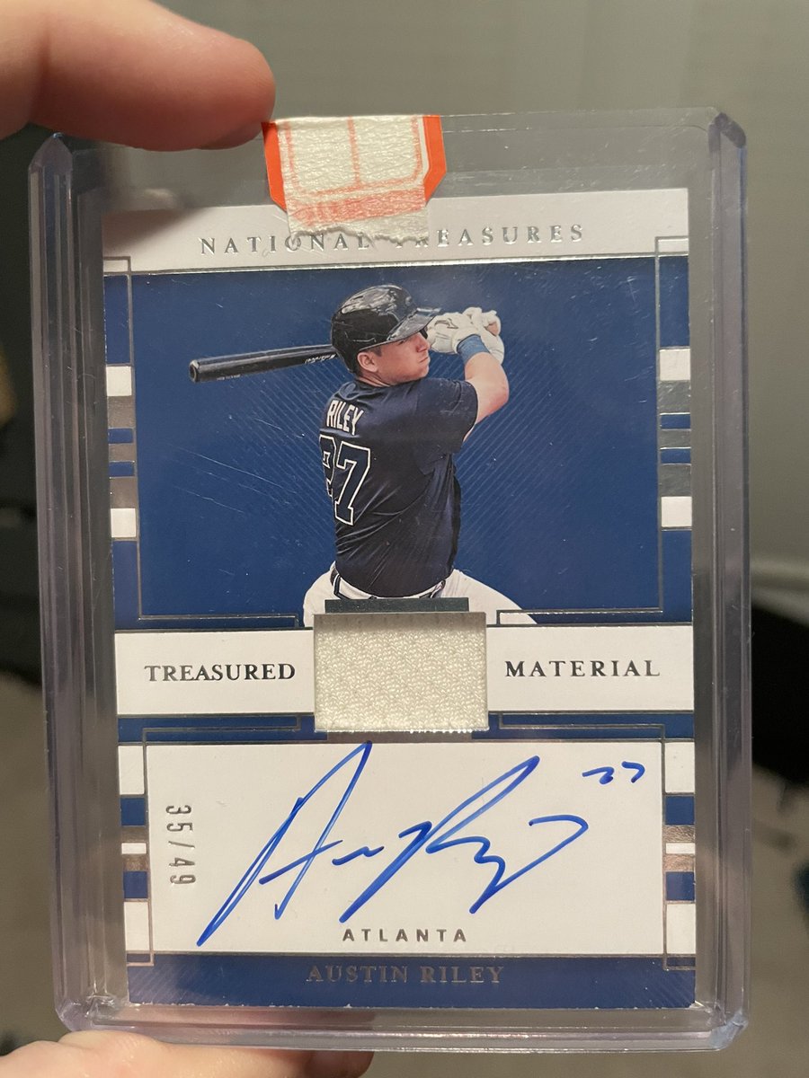 mattyb_cards's tweet photo. @carymcgrath17 @midwestboxbreak @PhilsPulls @BreakClubNFT Looking to trade this Riley patch/on card auto /49. Have a new one coming in https://t.co/skDyuK5hAh