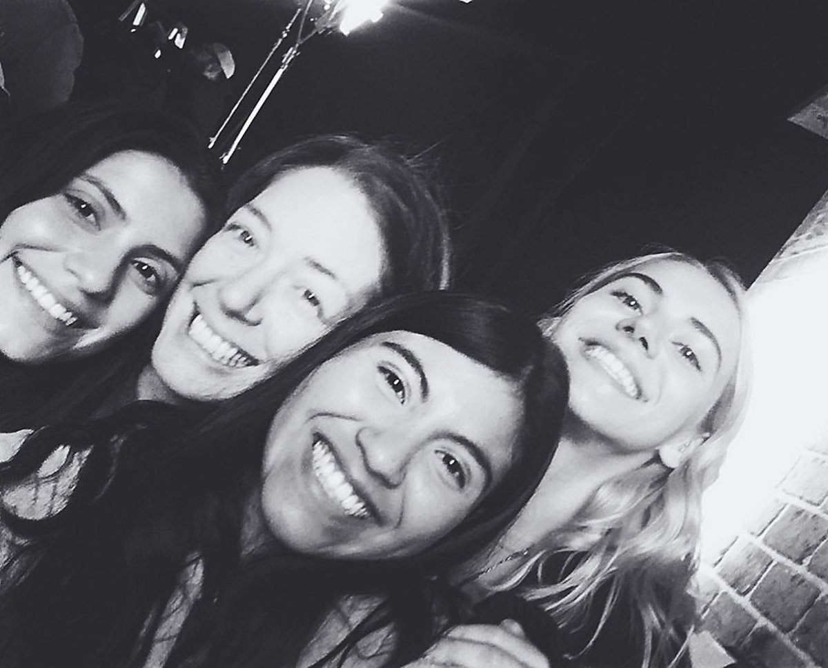 lausaurusrex's tweet photo. HAPPY BDAY BÁRBARA 🎉💖
#BarbaraFest
#BarbaraLopez
from museum of the bad neighbor🤪 https://t.co/sw9TSBDAf4