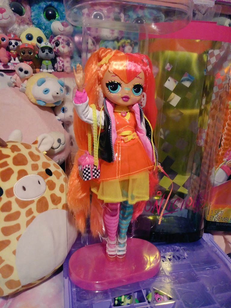 Miichel701's tweet photo. #lolomg #lol #fierce #lolsurprise #mgae #mga #lolomgfierce #neonlicious #neon #kidcore #toycore #kidwave #toywave #collector #collectibles #dolldress #fashion #doll #outrageousmillennialgirls #lolsurpriceomg #decora #mgaentertainment #outfit #figures #toys #fashiondoll #dolls https://t.co/Q8SemBmOaz