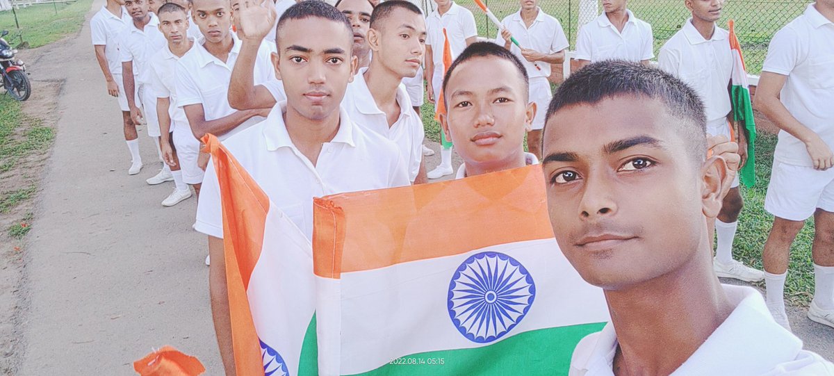 ArjunDaimary10's tweet photo. @himantabiswa Jai hind sir🇮🇳💛 https://t.co/w3diQ3YPCx