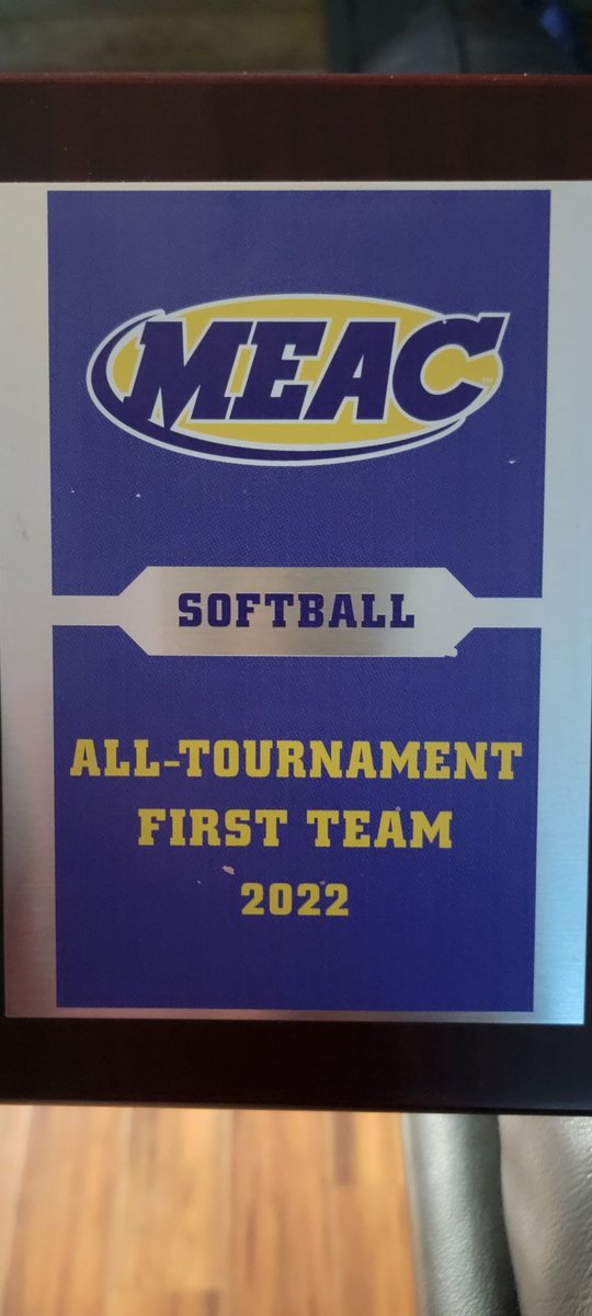 bluv325's tweet photo. Had a Good time with the Lady Eagles Back to School Brunch!! Looking forward to this 2023 season!! 🥎🥎🐓🧇 #42JDawg #42RobinsonThang @jadavis2025 @NccuSoftball #DavisGals #DavisAthletes @Brycetosaucy 🏈🏀 https://t.co/XVzLm2sITQ
