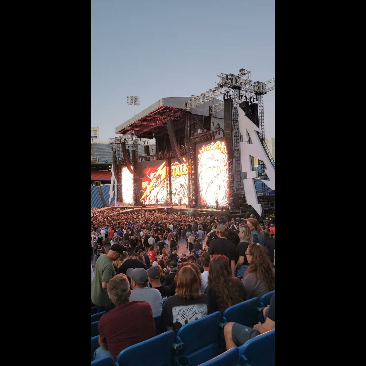 amandaswank85's tweet photo. METALLICA!! One of the best nights of my life. #highmarkinbuffalo #highmarkstadium #highmarkstadium2022 #highmarkstadium #buffalonewyork #metallica #metallicaisamazing #metallicalive #metallicalove #metallicaconcert #metallicaband #metallicafan #metal #rocknroll #rockphotography https://t.co/QFbC5KhzOX