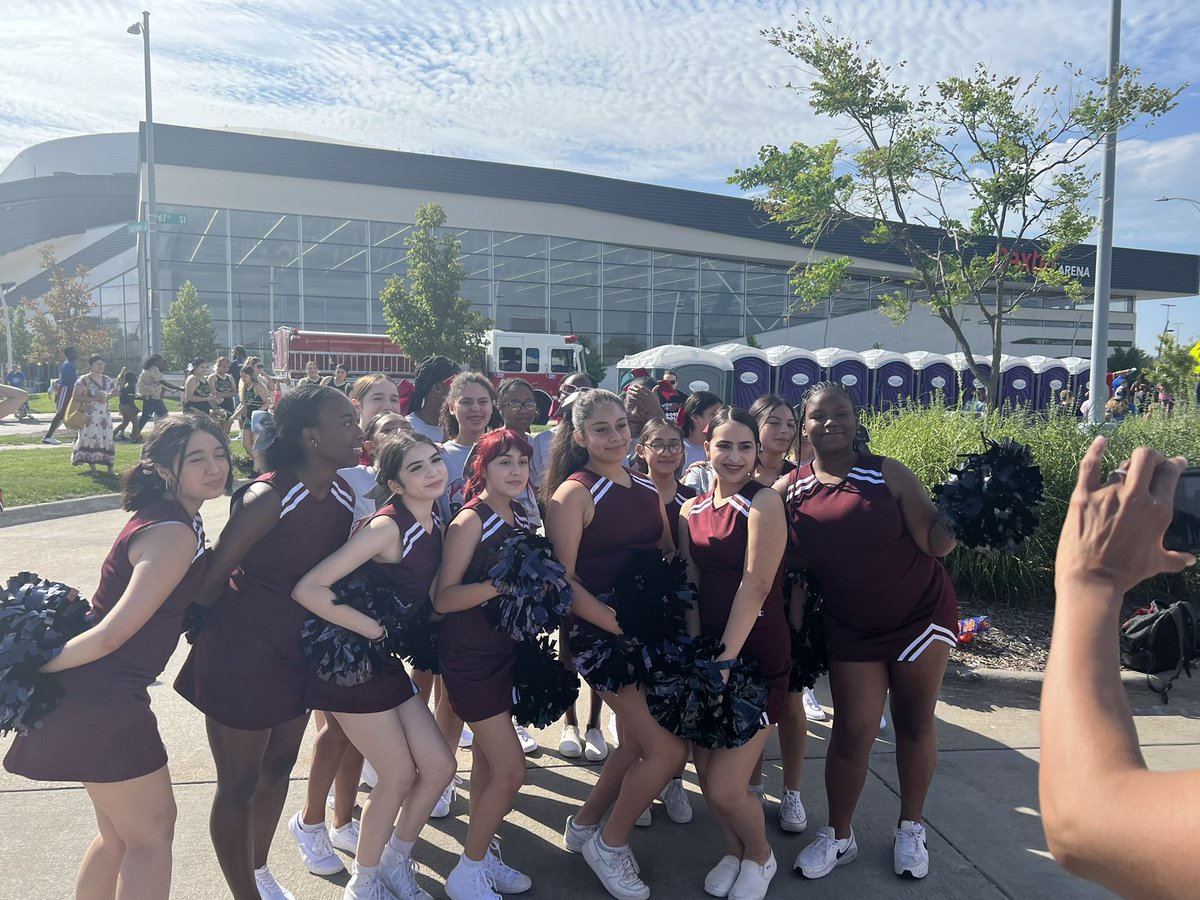 So proud of these girls ! Today we performed at the Baxter arena did the back to school bash 🥰😭