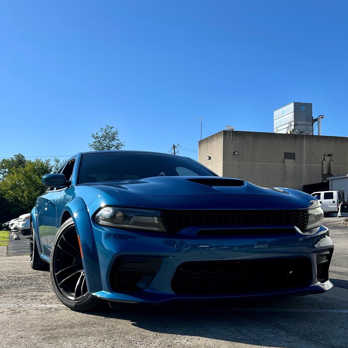 scatpackbilly's tweet photo. Bought a widebody scat 🐝 https://t.co/Kp6Doz7QG4