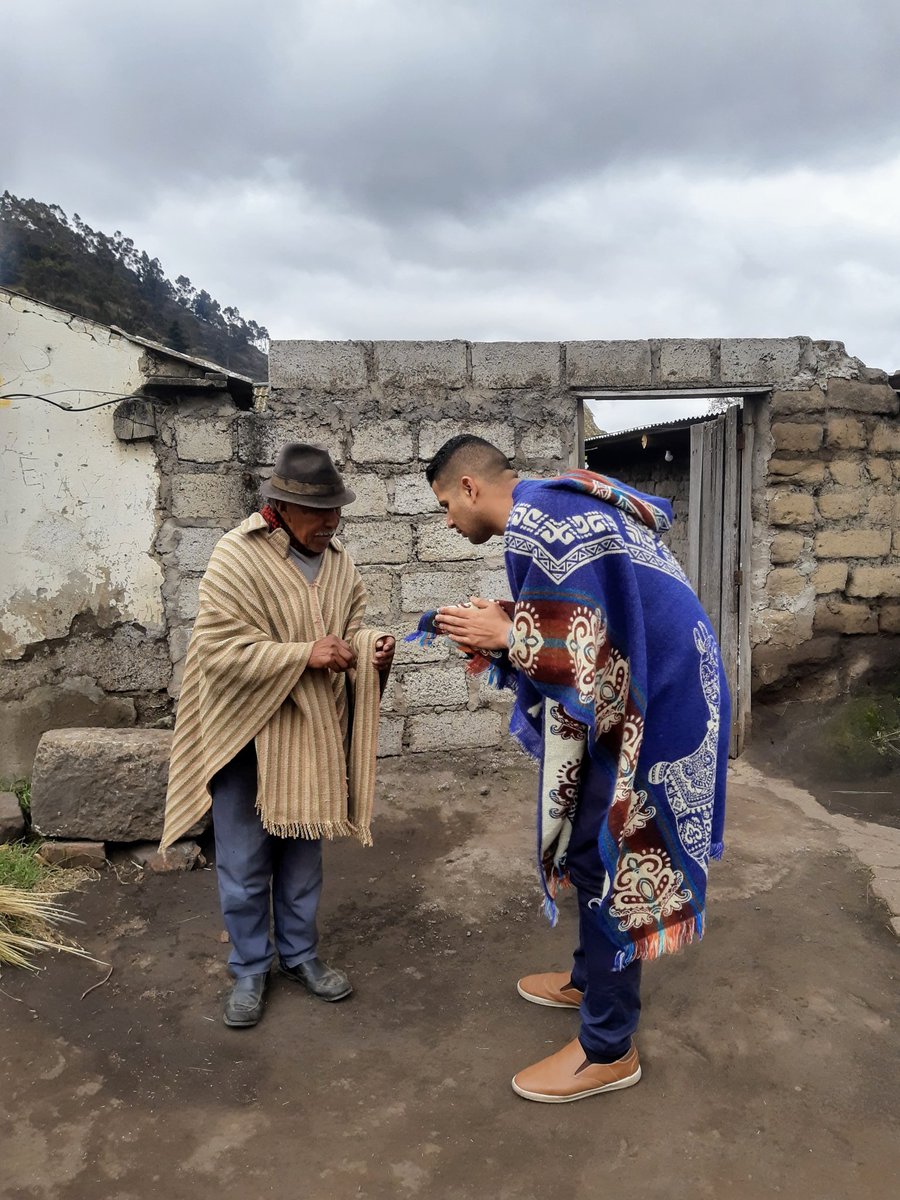 andresvinces's tweet photo. Empezamos a escribir una nueva historia con nuestras comunidades andinas. Apasionado por el trabajo de campo y servicio a la sociedad con amor. He escuchado sus necesidades e inmediatamente desarrollado soluciones. Mi gratitud con la comunidad de #Zumbagua #Cotopaxi #Ecuador https://t.co/rSdQPE18lp