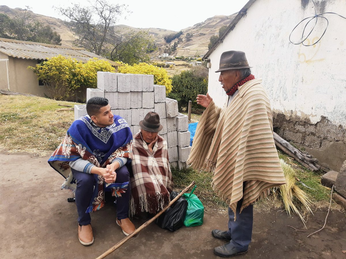 andresvinces's tweet photo. Empezamos a escribir una nueva historia con nuestras comunidades andinas. Apasionado por el trabajo de campo y servicio a la sociedad con amor. He escuchado sus necesidades e inmediatamente desarrollado soluciones. Mi gratitud con la comunidad de #Zumbagua #Cotopaxi #Ecuador https://t.co/rSdQPE18lp