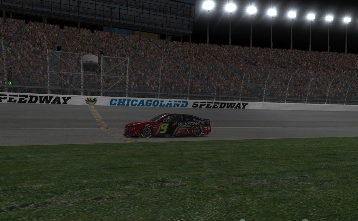 EliteCupRacing's tweet photo. Wow what a race for @ChicagolndSpdwy , congrats to the winner @xEvo1ut1on . Thanks to @213simwear for the great broadcast and thanks to everyone who showed up and or watched . Thanks from @EliteCupRacing ☮️💕🤟 https://t.co/gpJL73UEZb