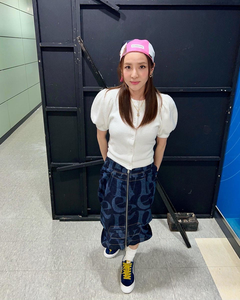 krungy21's tweet photo. 일요일은 #복면가왕 mz세대도 복면가왕 🤓📺 https://t.co/6yRq7QnfnI