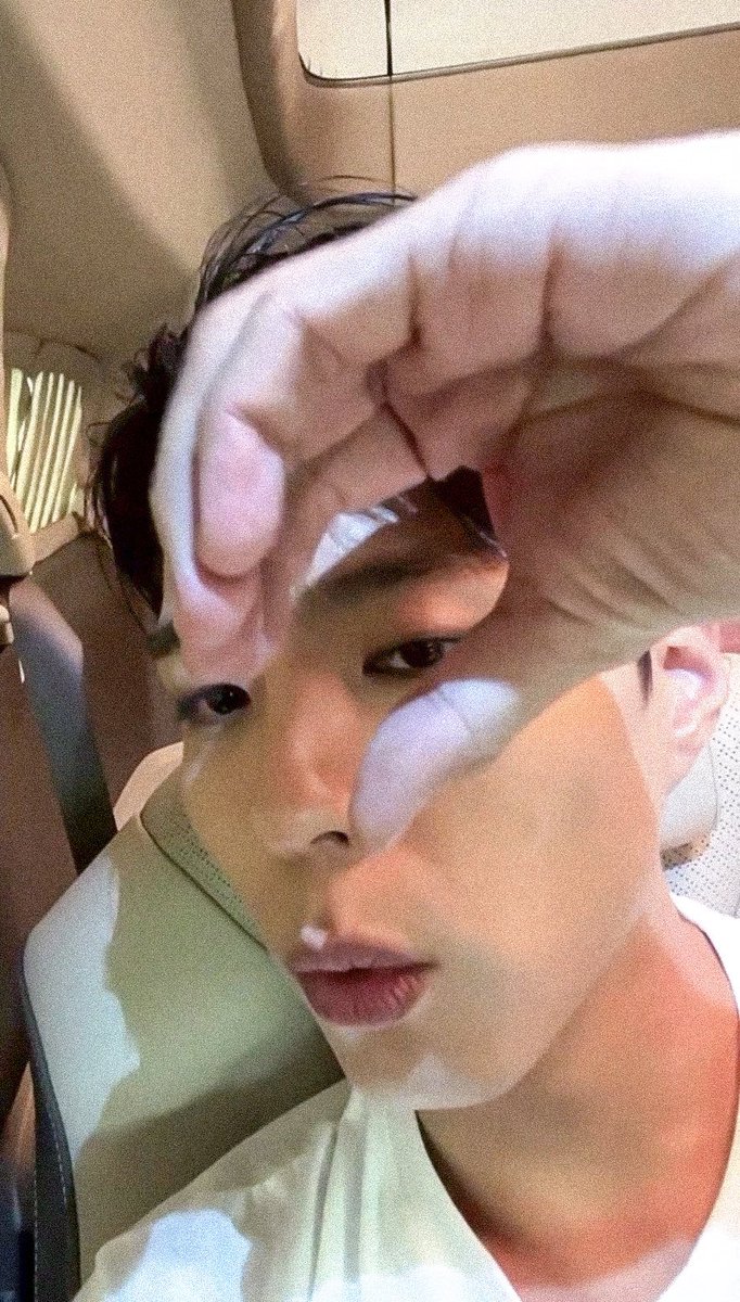 dapi0616's tweet photo. 🥰

#ParkBoGum #박보검 #朴宝剑 #パクボゴム #พัคโบกอม @BOGUMMY https://t.co/wzy8E5wX3F